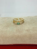 Anillo de esmeralda corte rectangular diseño único
