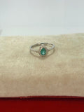 Anillo de esmeralda corte lagrima