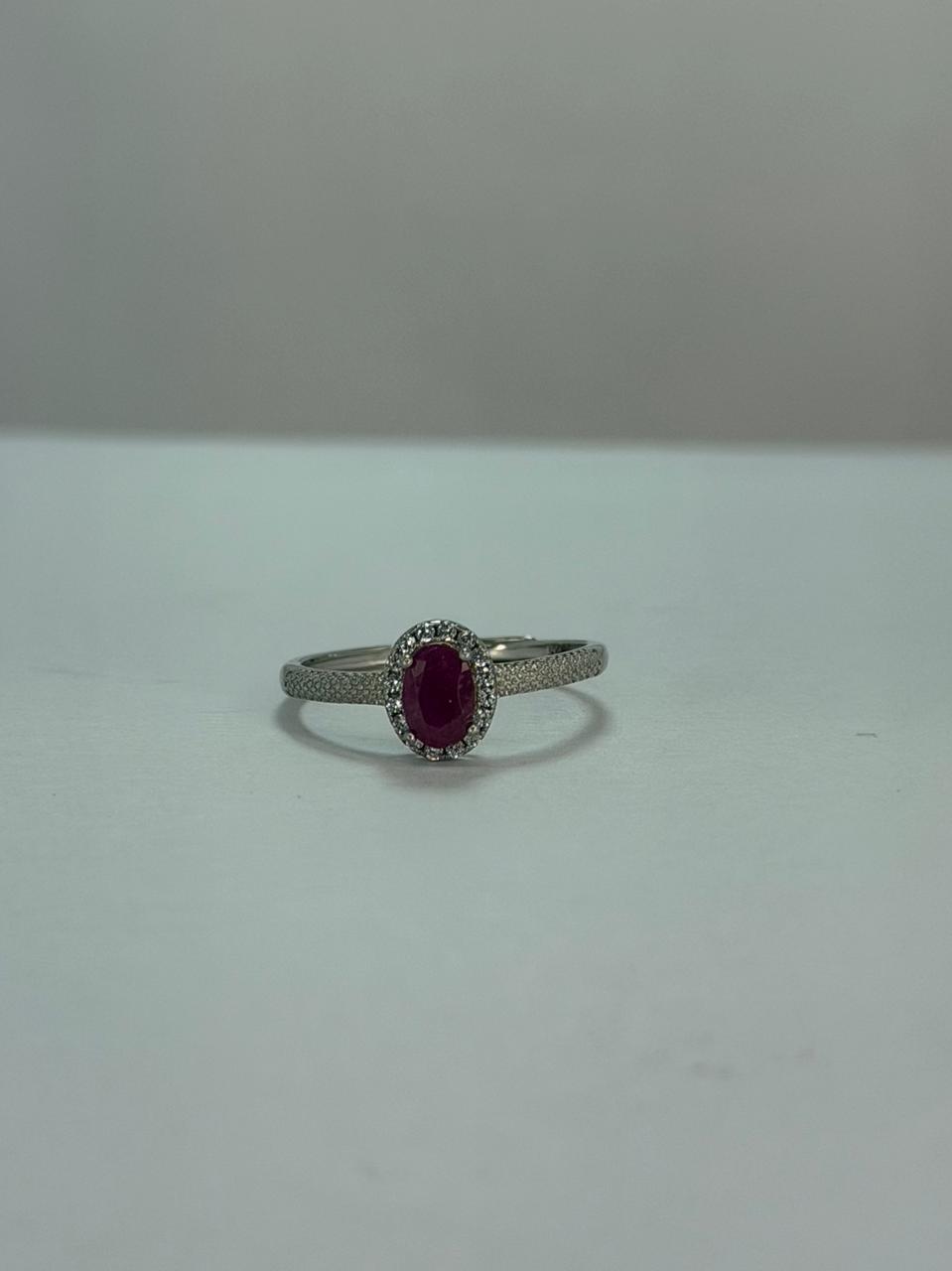 Anillo de Rubí diseño solitario