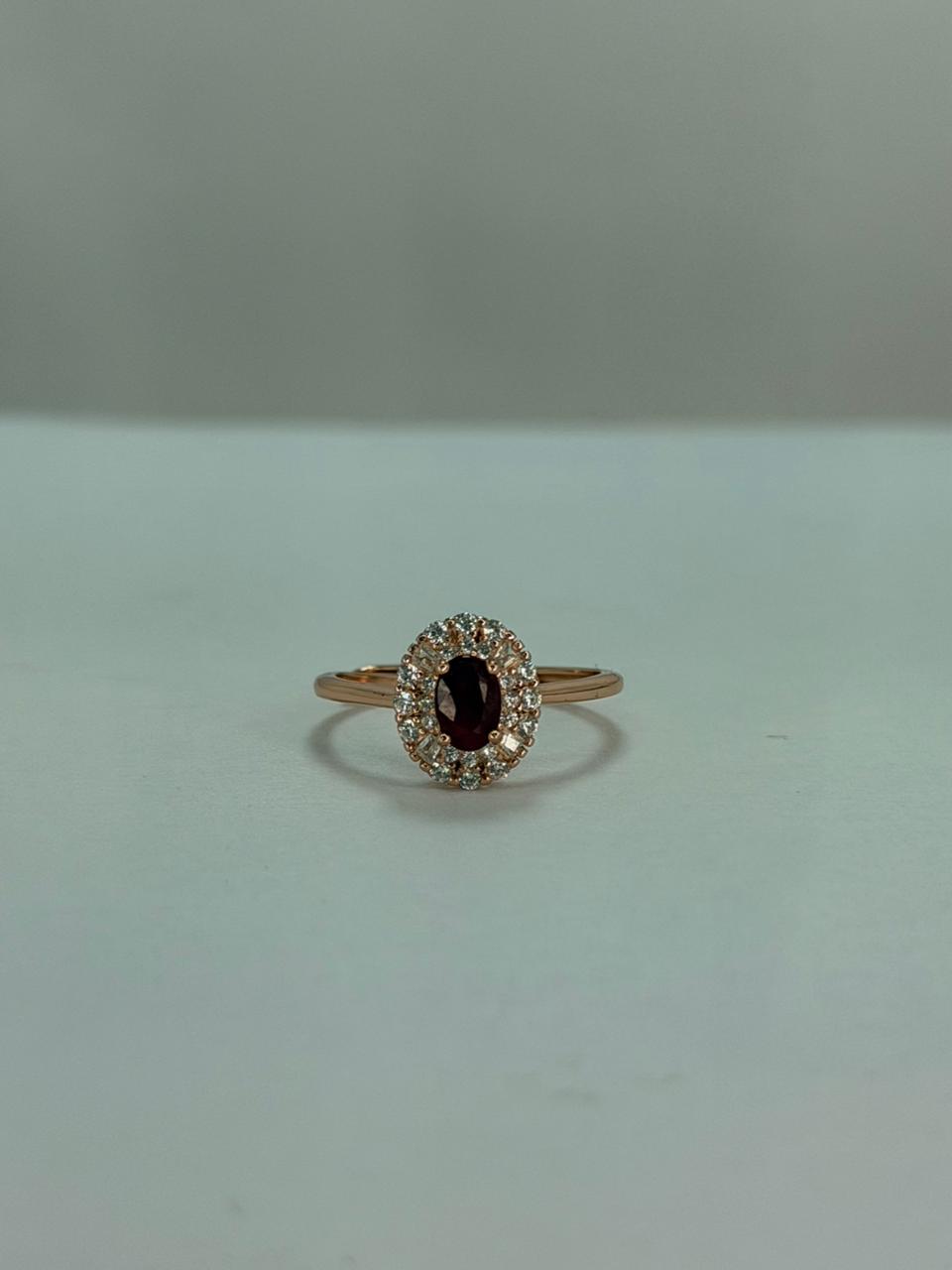 Anillo de Rubí diseño corte oval (Copia)