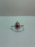 Anillo de Rubí diseño corte lagrima