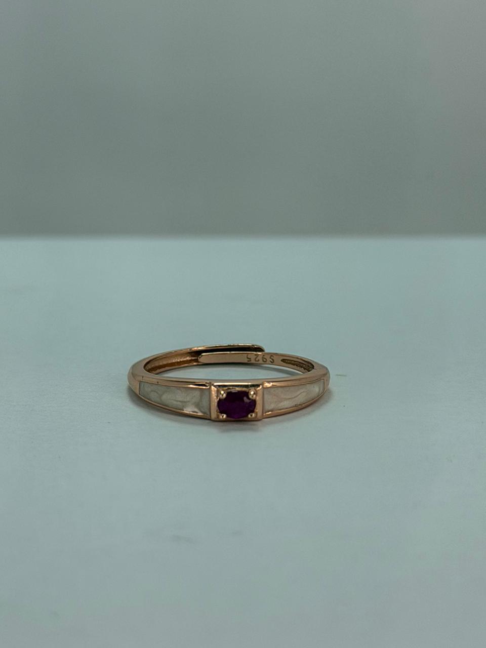 Anillo de Rubí diseño solitario