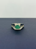 Anillo de esmeralda corte Oval