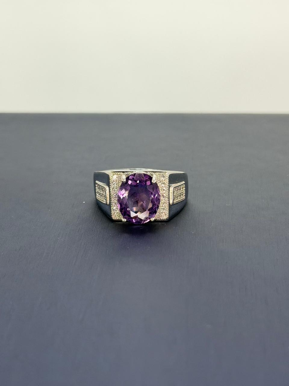 Anillo de Amatista Corte Oval