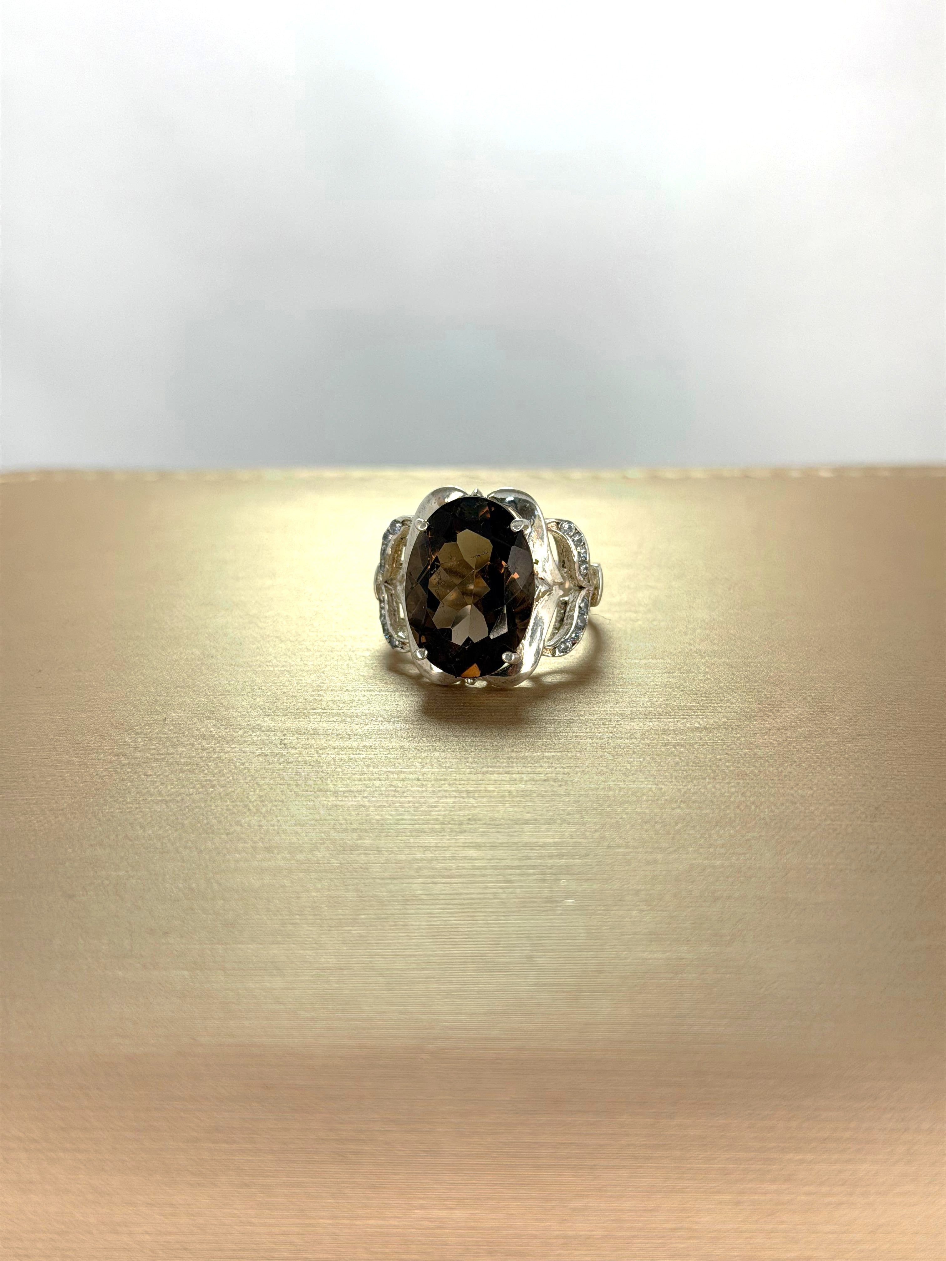 Anillo de cuarzo ahumado