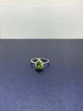 Anillo de Peridoto corte lagrima
