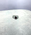 Anillo de topacio rosa corte oval en racimo