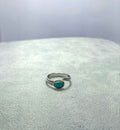 Anillo de turquesa corte oval diseño serpiente